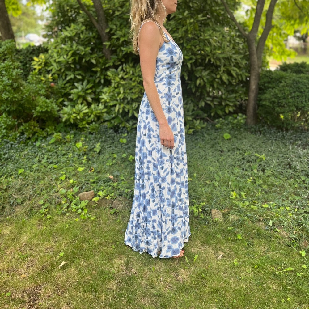 Soft cotton maxi indigo and white tie dye dress
